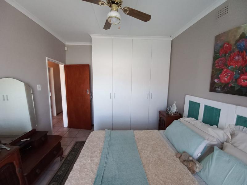 3 Bedroom Property for Sale in Kleinmond Western Cape